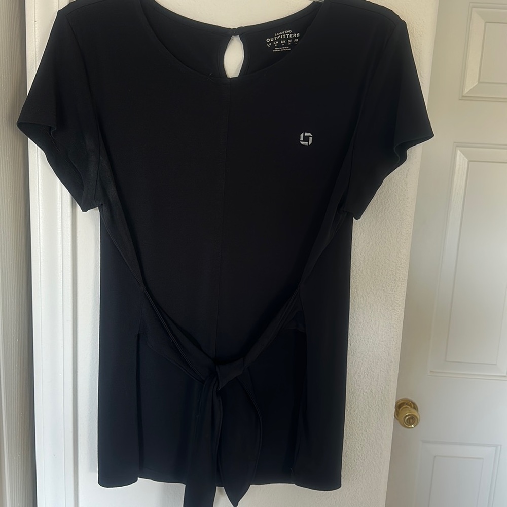 Chase black shirt